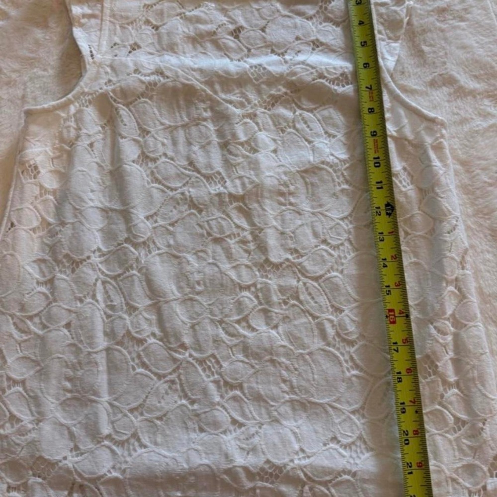 Monteau Los Angeles White Lace Floral Blouse Sleeveless Top Womens Size M 28700